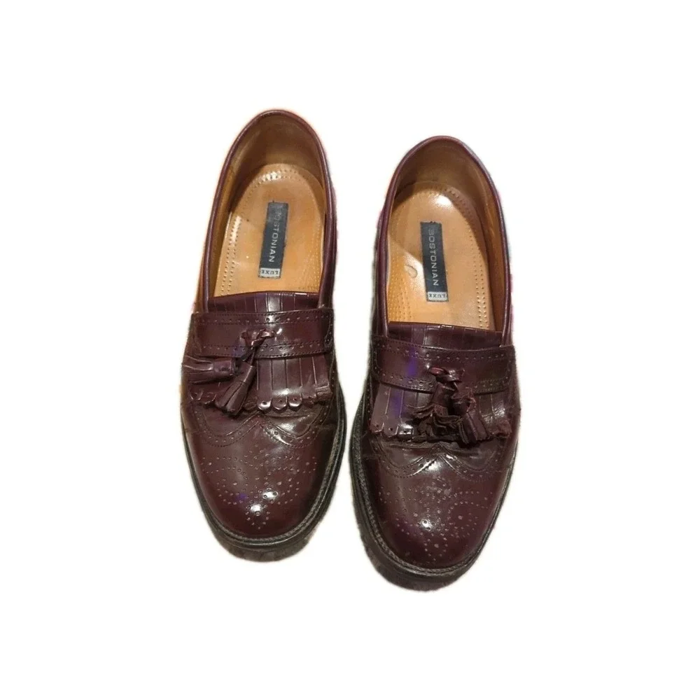 Old Money Bostonian Tassle Loafers Men's 8.5M Burgundy Leather‎ Brogue Preppy